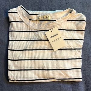 Cotton On womens XS long sleeve t-shirt